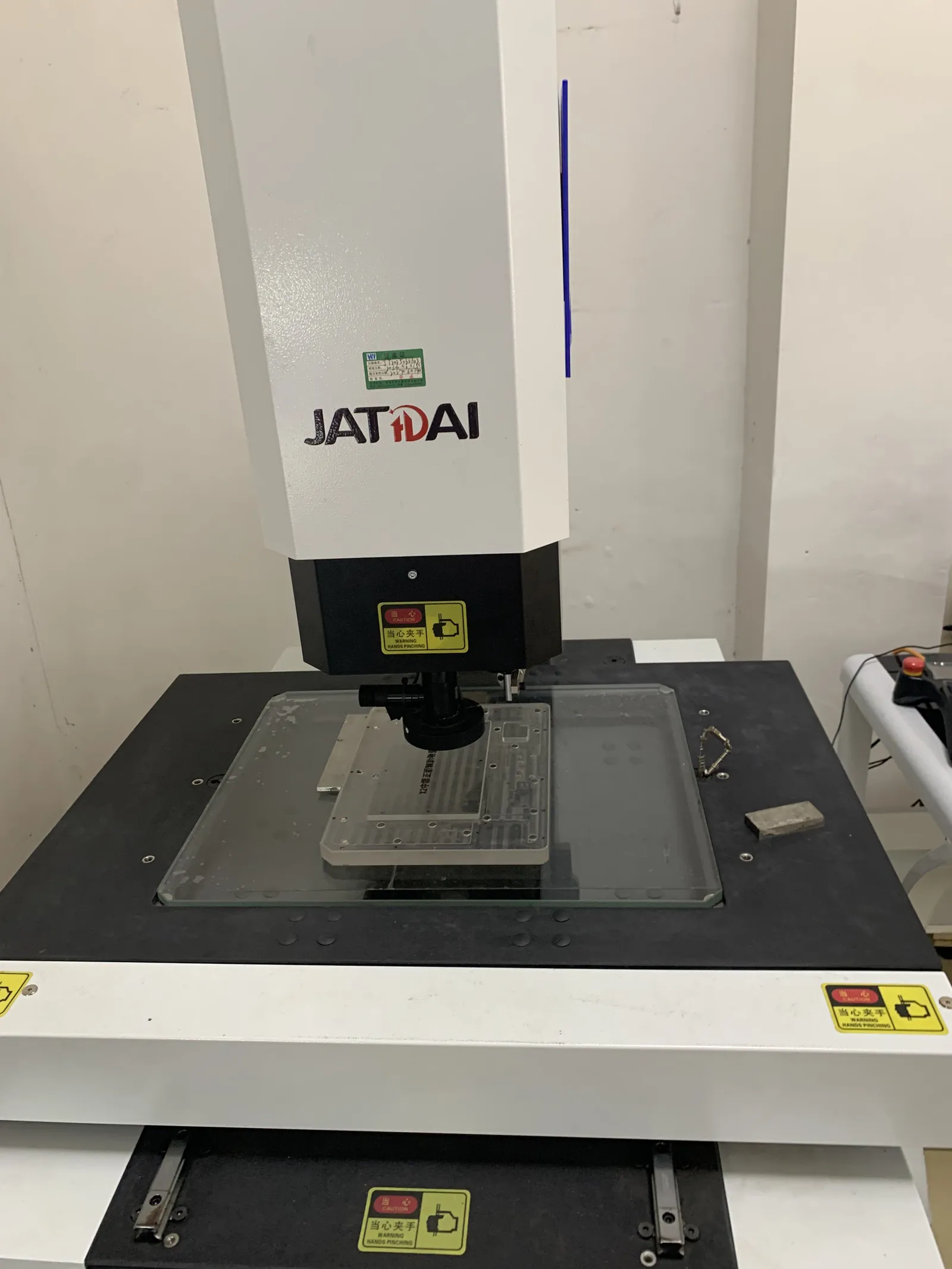 Metrology room equipment