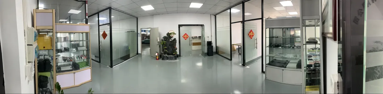 H&Q office and customer showroom area